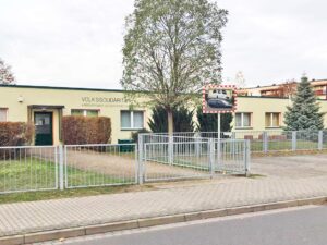mit- und füreinander