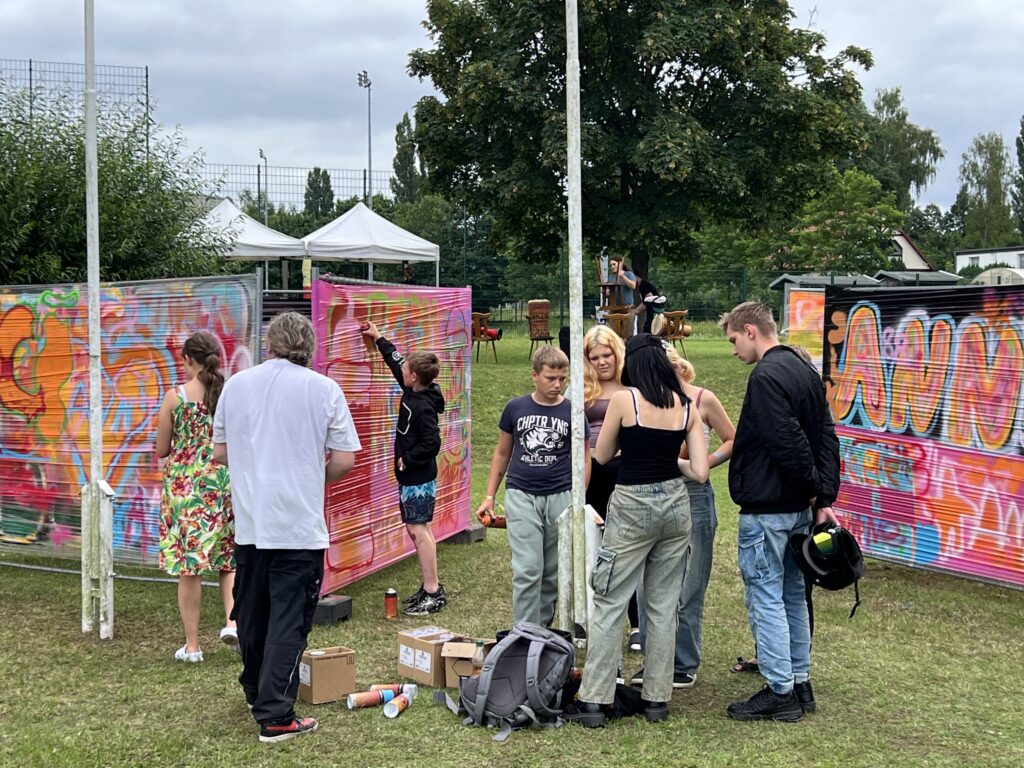 Bühne frei für Begeisterung: Jugendfestival rockt Pasewalk