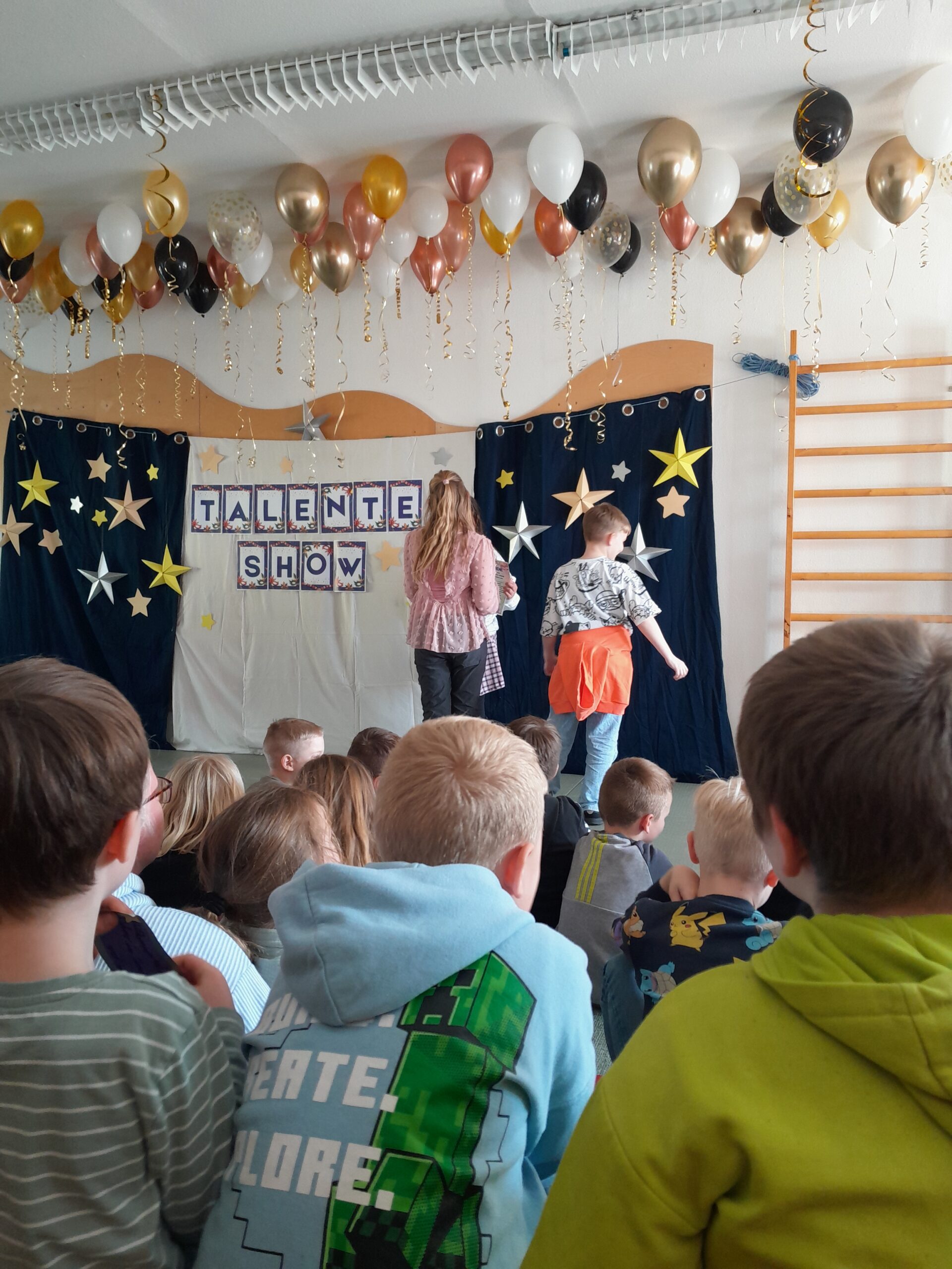 Talenteshow im Hort in Torgelow: Kinder gestalten ihr eigenes Bühnenprogramm